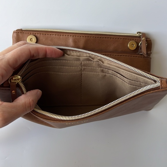 Relic brown leather wristlet wallet - Picture 7 of 9